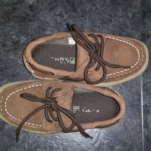 Sperry boat shoes